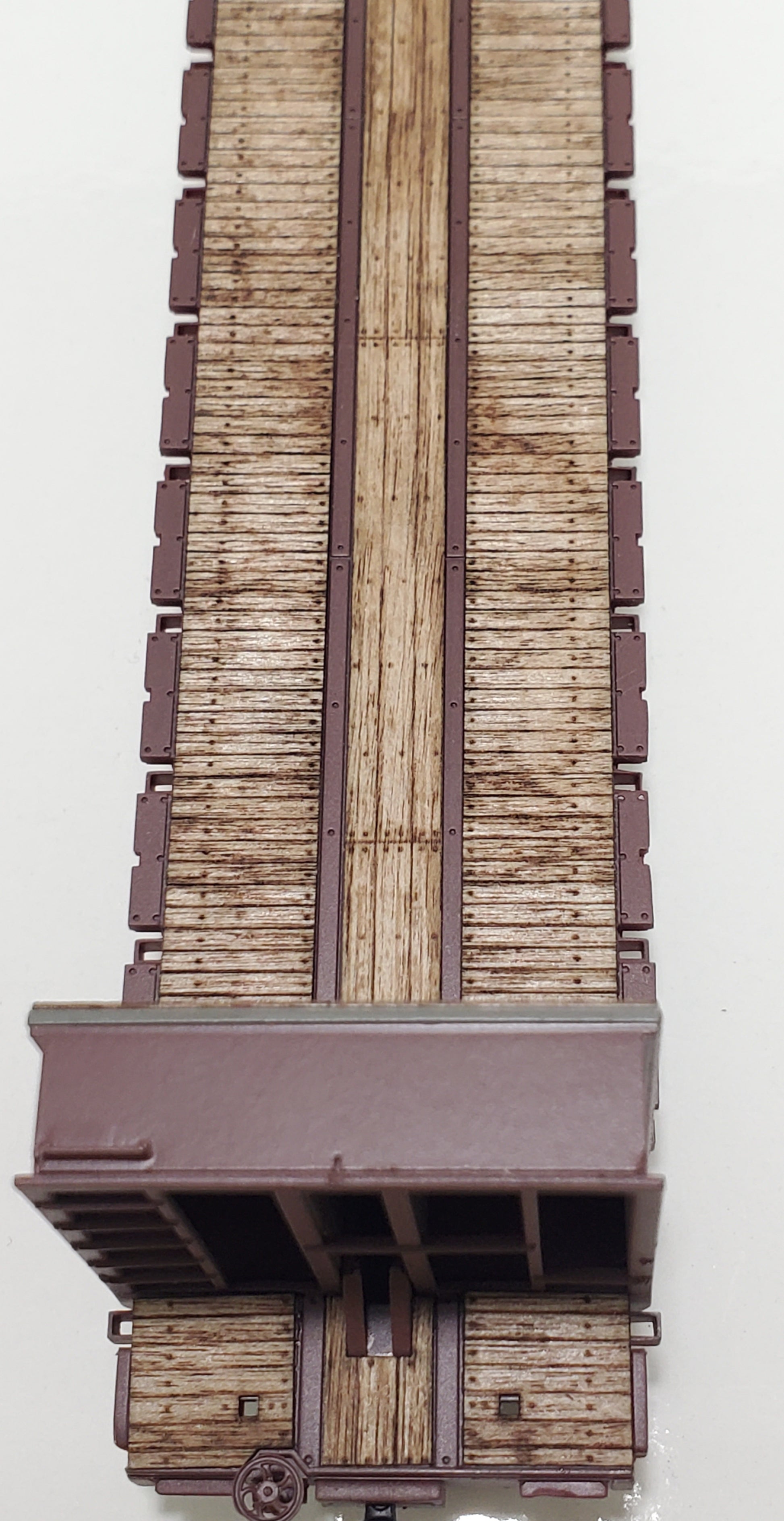 HO Walthers 60ft P-S BULKHEAD Wood Flat Car Deck - model number 910-5848 - ITLA