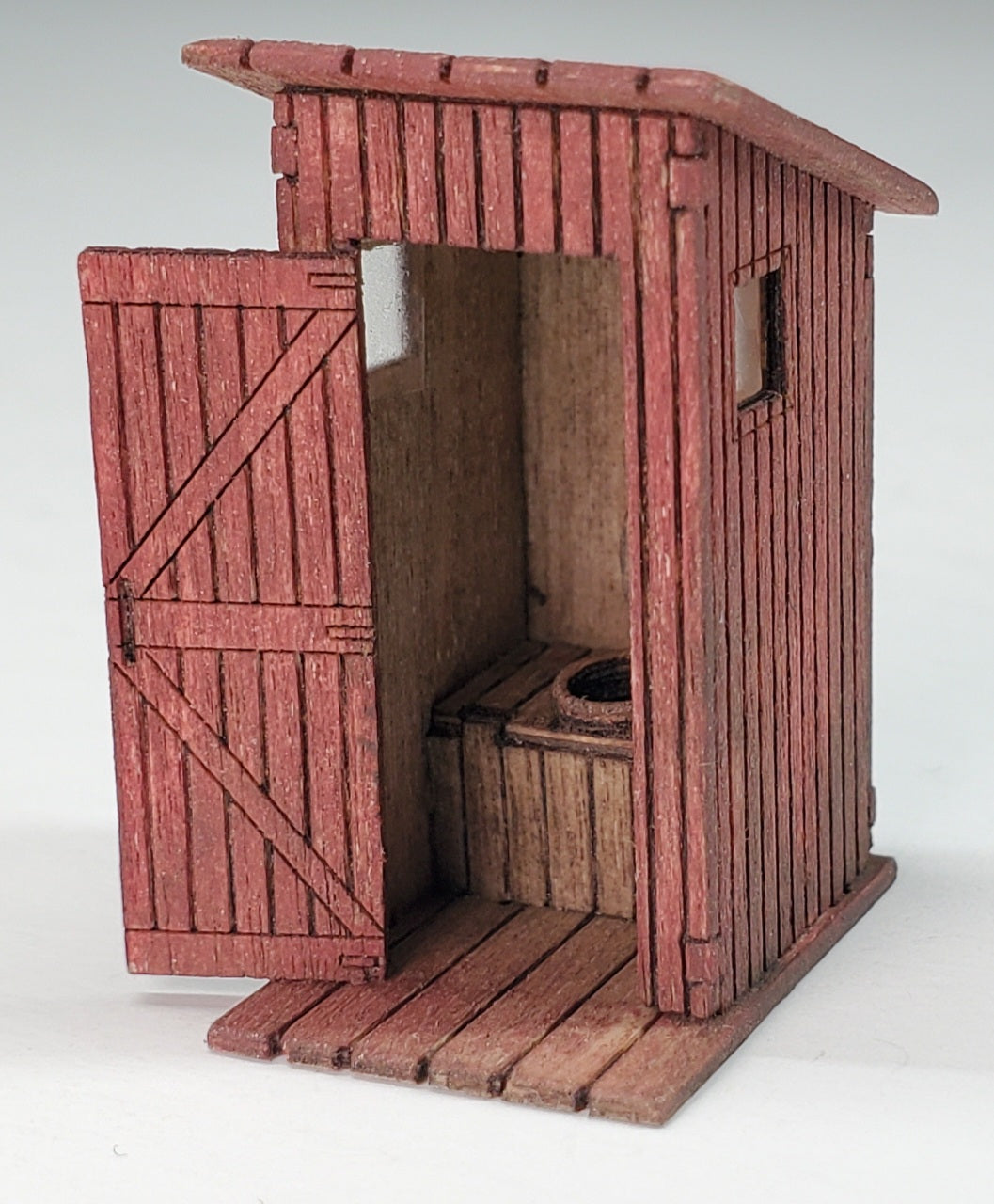 HO4049 Outhouse - ITLA
