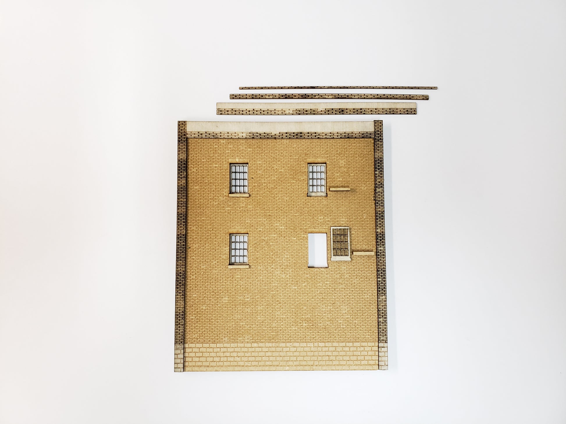 4.5" Wide - HO / HOn3 Brick Wall Panel Kit - Cut Stone Foundation, 4 Windows - ITLA