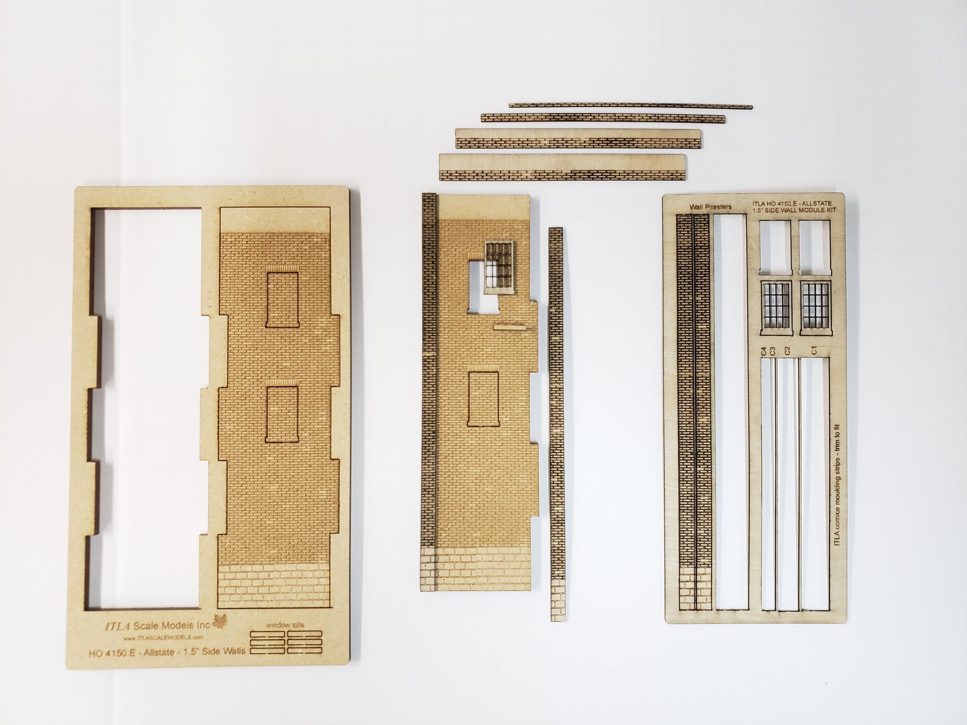 1.5" Wide - HO / HOn3 Brick Wall Panel Kit - Cut Stone Foundation - One Pair with Windows - ITLA