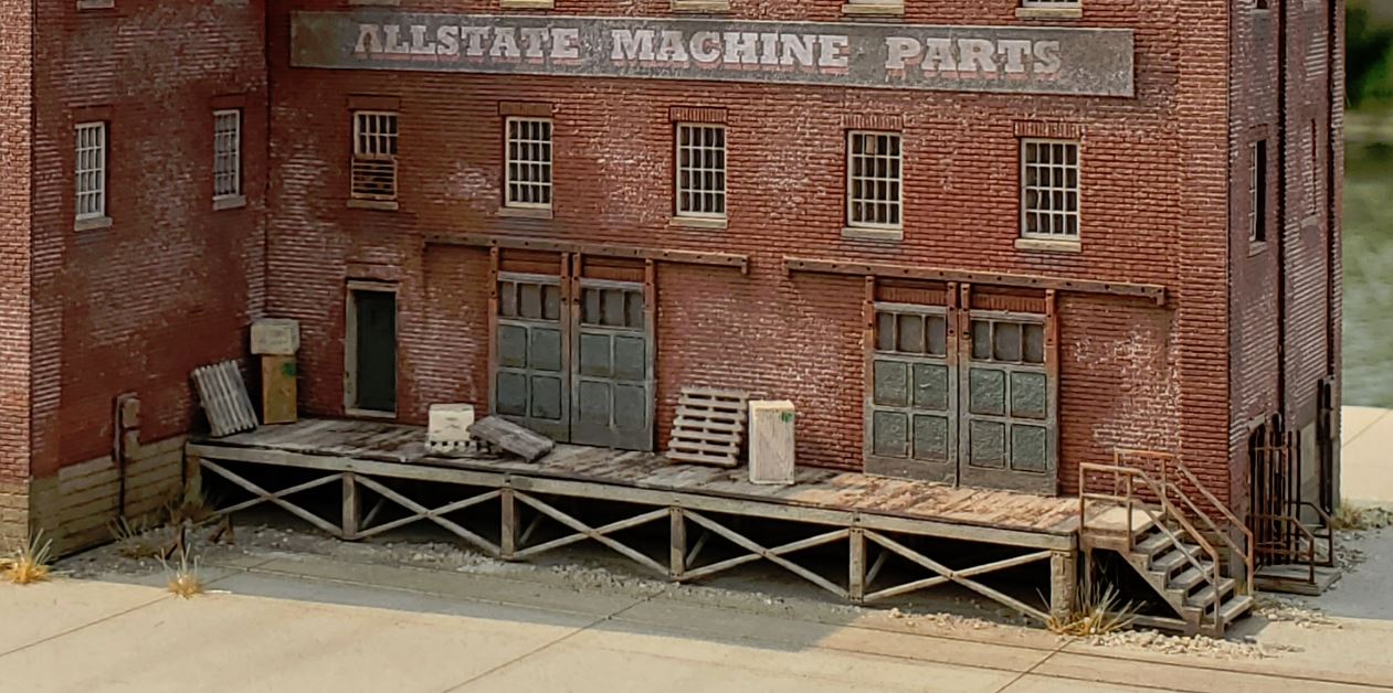 N 3153 - N Scale Wood Loading Dock – ITLA Scale Models Inc.