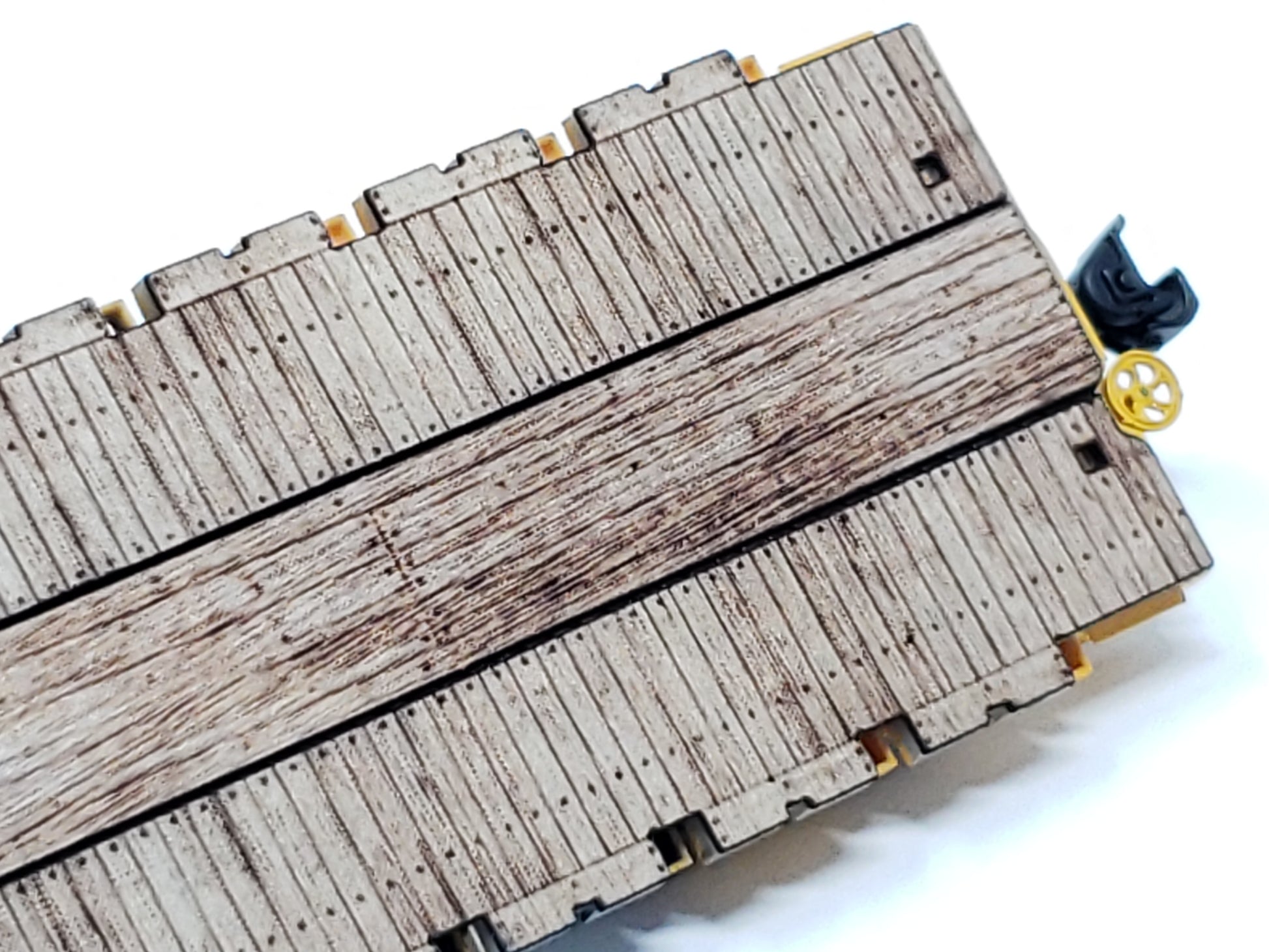 HO Walthers 60ft Pullman-Standard Wood Flat Car Deck - model 910-5307 - ITLA
