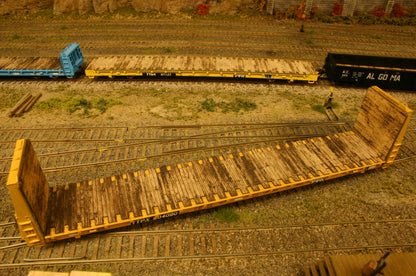 HO scale Atlas 62ft Bulkhead flatcar deck - ITLA