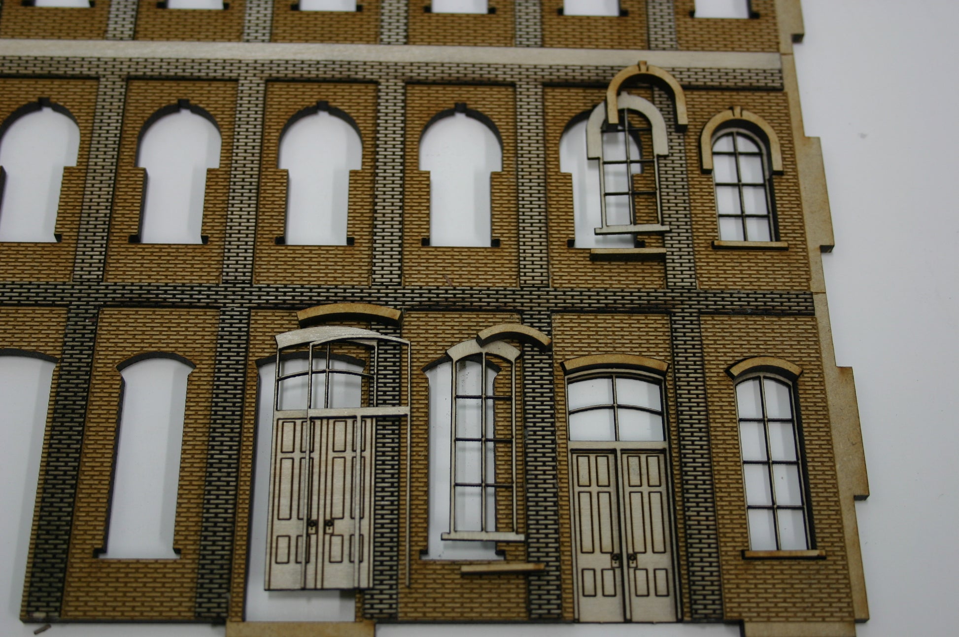 HO Scale Southside Hotel Kit - ITLA