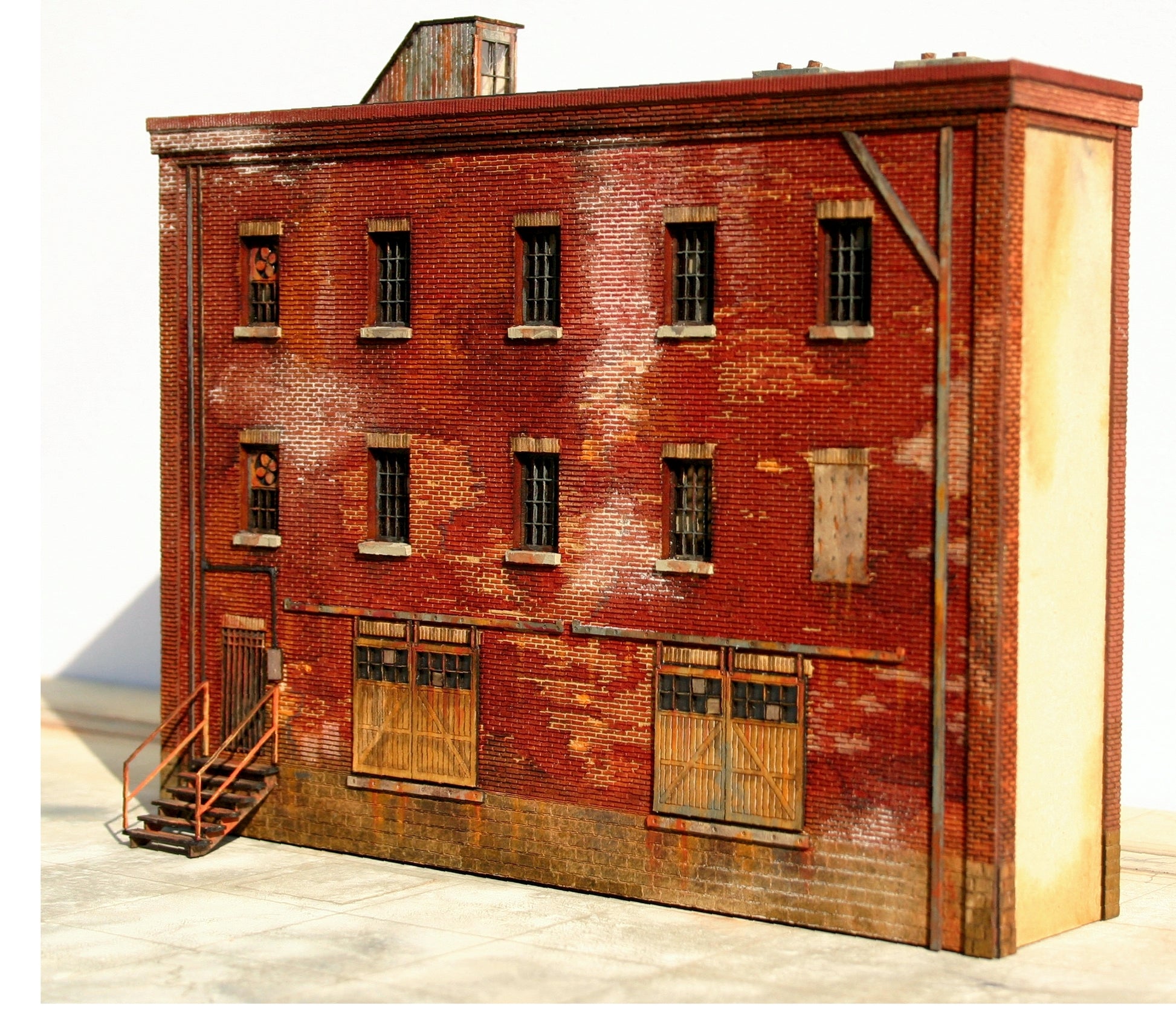 HO Building "D" - Shallow Relief Background Structure - ITLA